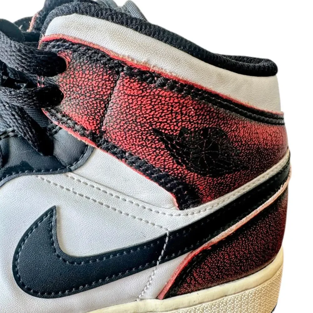 Nike Air Jordan 1 Mid GS Red Black White Youth 6.5Y FB0568-006 Sneakers